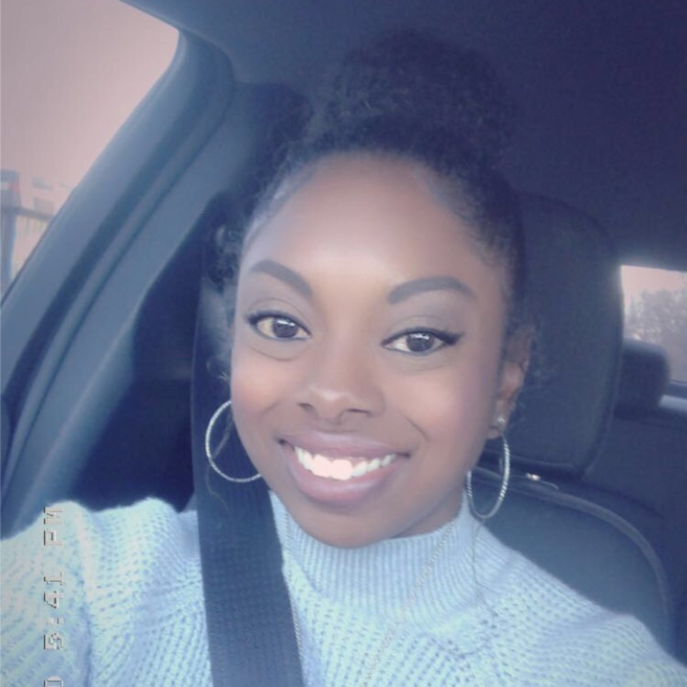 Meet your Posher, Jennifer